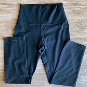 Lululemon wunder under crop